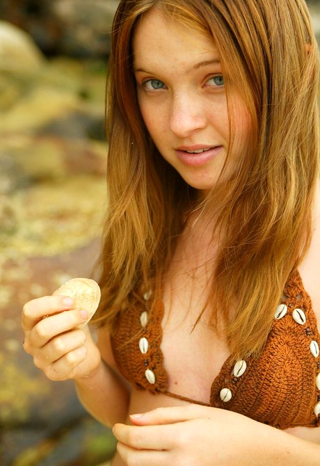 Elizabeth in Outdoor Nudes - 10 of 16