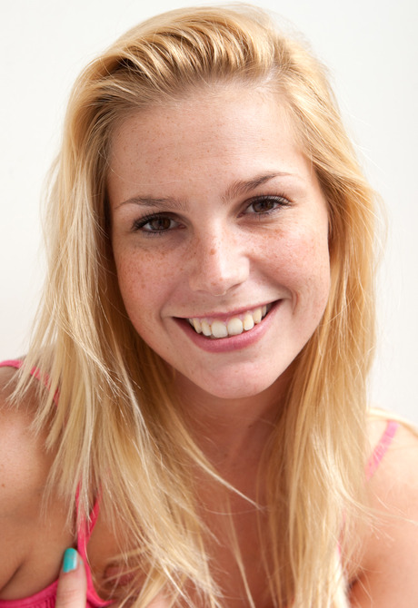 Aussie Teen Madelief - 15 of 15