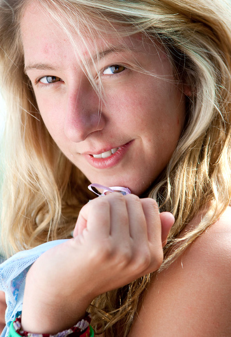 Nina Strips Outdoors - 15 of 15