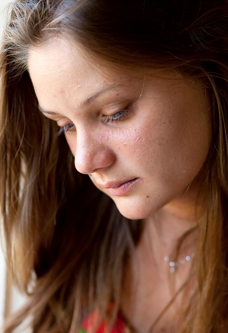 Petite teen cutie Janie getting naked and teasing in the bedroom - 3 of 16