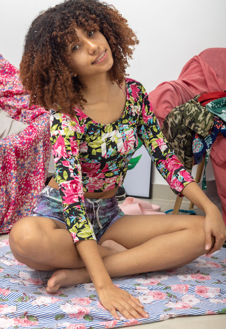 Fit teen babe Ayla exposing tight naked body and stretching - 3 of 16