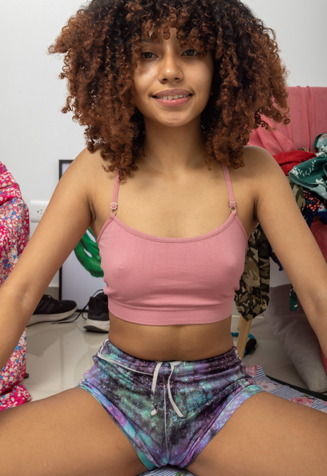 Fit teen babe Ayla exposing tight naked body and stretching - 5 of 16