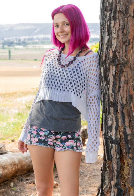 Fit amateur babe Victoria R getting undressed and teasing in nature - 2 of 16