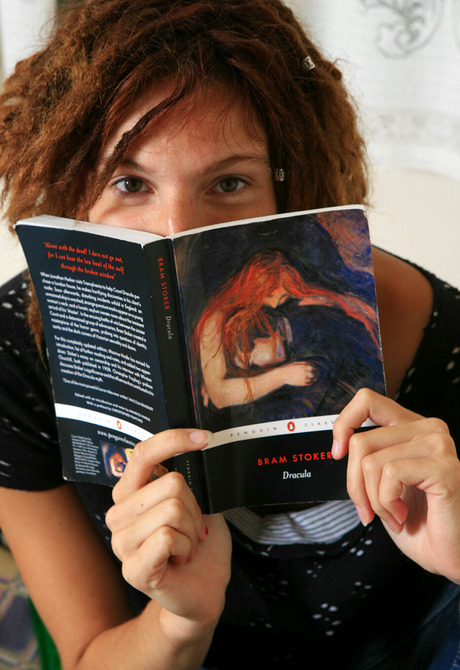 Slender amateur teen Olivia M showing pierced nipples and naked body - 2 of 16