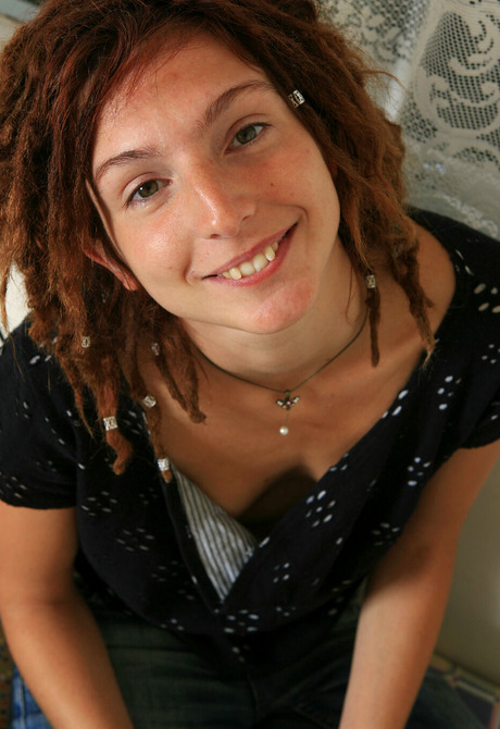 Slender amateur teen Olivia M showing pierced nipples and naked body - 3 of 16